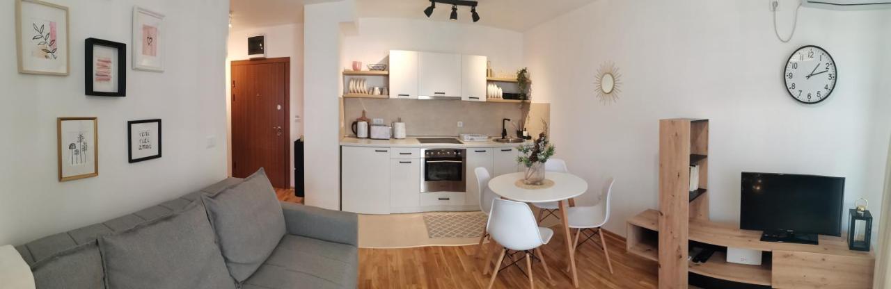 Apartman Kardas Vrnjačka Banja Exteriör bild