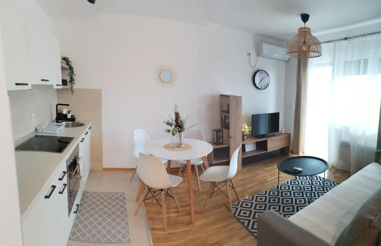 Apartman Kardas Vrnjačka Banja Exteriör bild